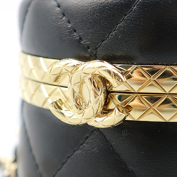 CHANEL(����) AP2997 ����Ų �ڽ���ƽ ü�� ũ�ν��� [�뱸��������] �̹���3 - ���̺��� �߰���ǰ