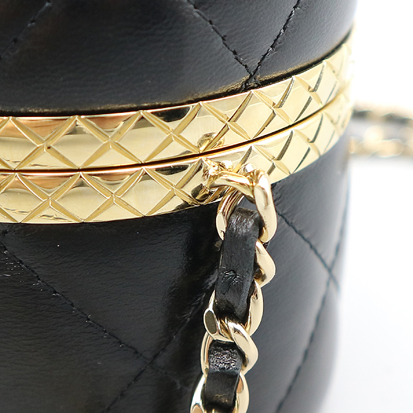 CHANEL(����) AP2997 ����Ų �ڽ���ƽ ü�� ũ�ν��� [�뱸��������] �̹���4 - ���̺��� �߰���ǰ