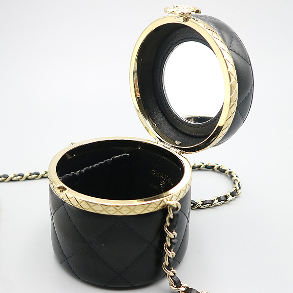 CHANEL(����) AP2997 ����Ų �ڽ���ƽ ü�� ũ�ν��� [�뱸��������] �̹���5 - ���̺��� �߰���ǰ