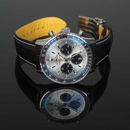 BREITLING(�����Ʋ��) AB0138 �׺�Ÿ�̸� B01 ũ�γ�׷��� 43MM �������׹��ð�(���ֻ���) �̹���2 - ���̺��� �߰���ǰ