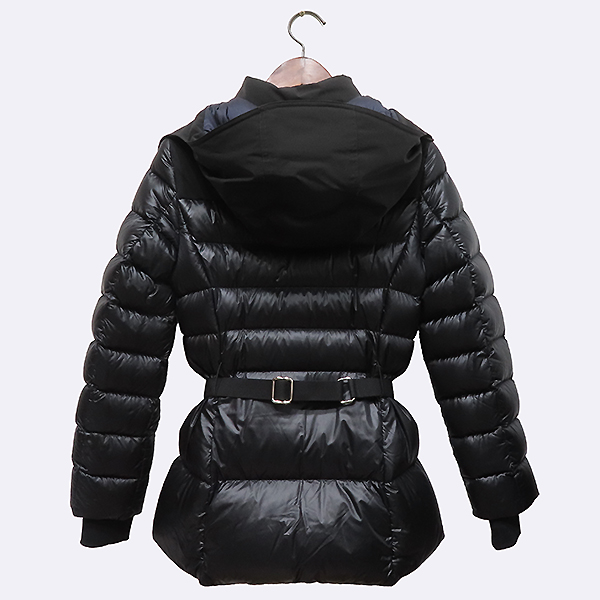 Burberry(������) 8057845 ���� ��Ʈ��Ʈ �ĵ� ������ �ٿ� �е� ���� + ��Ʈ SET [�ϻ�Ե���] �̹���3 - ���̺��� �߰���ǰ