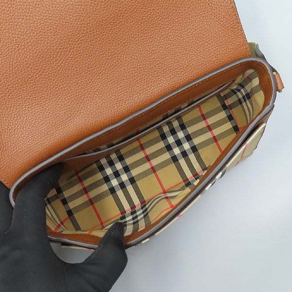 Burberry(������) 8021111 ��Ƽ�� üũ ��Ʈ ũ�ν��ٵ� ũ�ν��� [��ź�Ե���] �̹���6 - ���̺��� �߰���ǰ