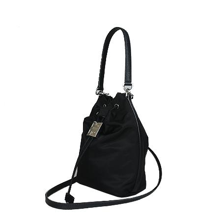 GIVENCHY(�����) BB50HTB147 4G ���� ���Ϸ�  ����Ʈ ��Ŷ2WAY(���ֻ���) �̹���3 - ���̺��� �߰���ǰ