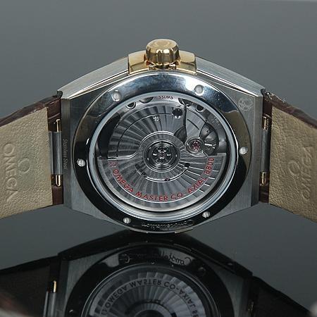 Omega(���ް�) 131.23.39.20.08.001 18K �޺� ����ƿ���̼� 39MM ���׽ð� (���ֻ���) �̹���5 - ���̺��� �߰���ǰ