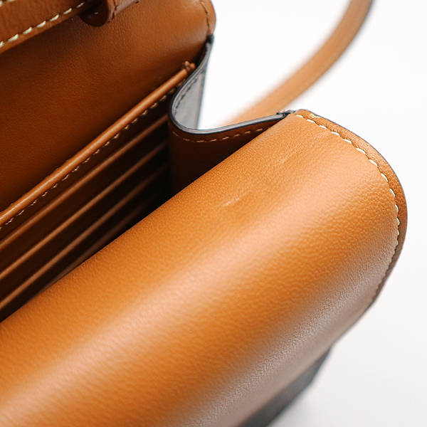 Celine(������) 10D852CG9 Ʈ������ ź ĵ���� ���� �� ��Ʈ�� ���� �̴� ��� �� ũ�ν��� [�뱸��������] �̹���5 - ���̺��� �߰���ǰ