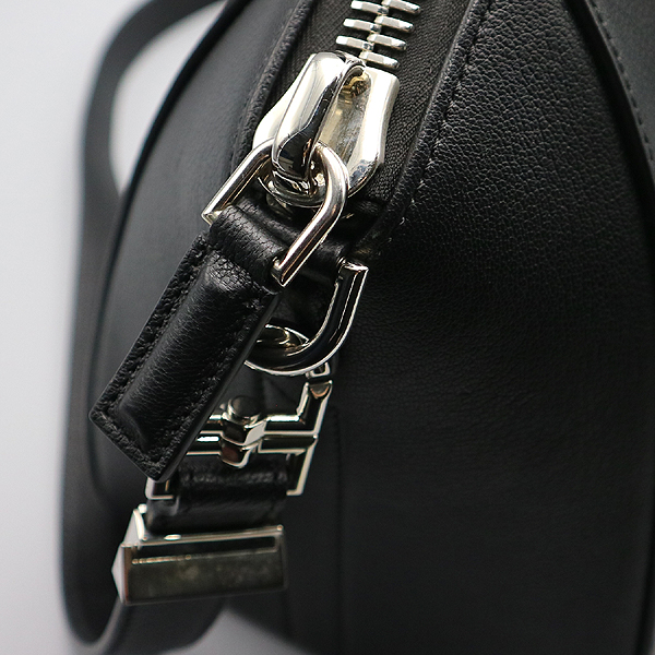 GIVENCHY(�����) BB05117012 ���� �÷� ��Ƽ���� ���� ������ ��Ʈ��+�����Ʈ�� 2WAY [�뱸��������] �̹���4 - ���̺��� �߰���ǰ