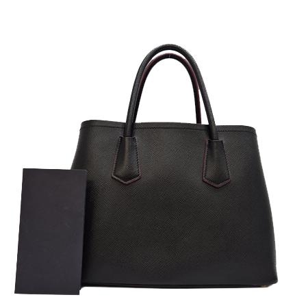 Prada(ÇÁ¶ó´Ù) 1BG887 »çÇÇ¾Æ³ë ºí·¢ µÎºí·¹ ±ÝÀå »ï°¢ ·Î°í Àå½Ä Å䯮¹é (±¤ÁÖ·Ôµ¥Á¡) Prada(ÇÁ¶ó´Ù) 1BG887 »çÇÇ¾Æ³ë ºí·¢ µÎºí·¹ ±ÝÀå »ï°¢ ·Î°í Àå½Ä Å䯮¹é (±¤ÁÖ·Ôµ¥Á¡)