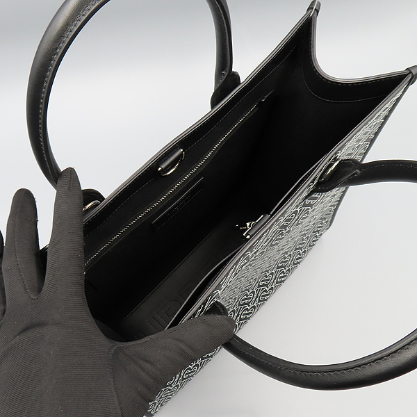 Burberry(������) 8049435 ���� ȭ��Ʈ ���� ���׷� ��Ʈ�� + ��� ��Ʈ�� [�ϳ��̻���] �̹���7 - ���̺��� �߰���ǰ