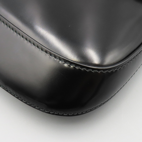 Prada(�����) 1BH188 ���� ���� Ŭ���� �귯�õ� �̴Ϲ� + ��Ʈ�� [�ϳ��̻���] �̹���6 - ���̺��� �߰���ǰ