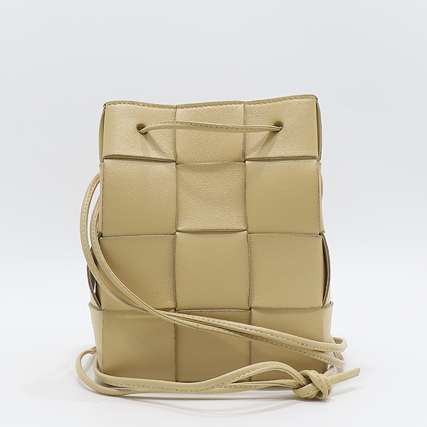 BOTTEGAVENETA(���װ�����Ÿ) 680218 ������ ���� ���� S ������ ��Ŷ ī��Ʈ ũ�ν��� [��õ��] �̹���2 - ���̺��� �߰���ǰ