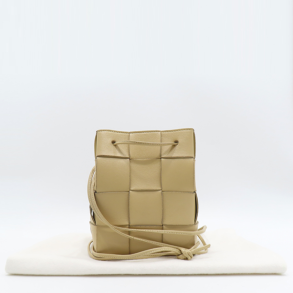 ���װ�����Ÿ ���� ī��Ʈ ũ�ν��ٵ� ��Ŷ ��  K3756BOTT/INC1F - ���̺��� �߰���ǰ