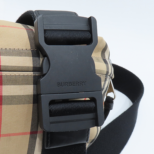 Burberry(������) 8010430 ��Ƽ��üũ �к긯 �Ҵ� ��Ʈ�� [��õ��] �̹���4 - ���̺��� �߰���ǰ