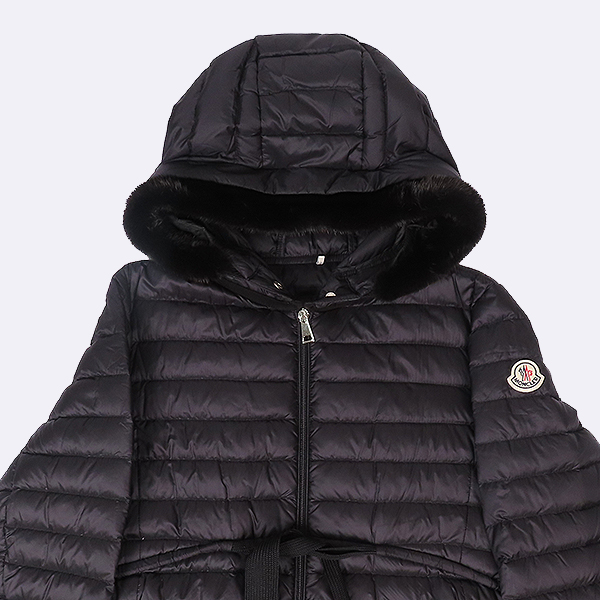 MONCLER(��Ŭ����) ���� �÷� ���Ϸ� BARBELFUR �ٺ� �� ������ �淮 �ĵ� �� �е� ���� - 3������ [��������] �̹���3 - ���̺��� �߰���ǰ