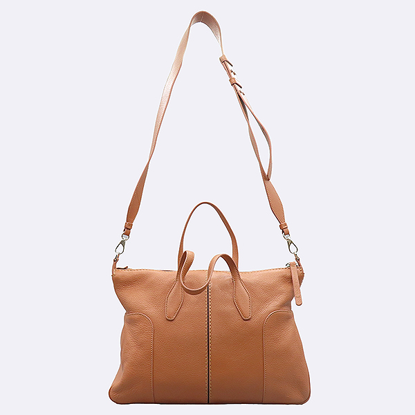 Tod's(����) XBWAGAHN2Z0ZVIC017 �����÷� D - STYLING ��Ÿ�ϸ� Bauletto Piccolo ���� ��Ʈ�� + �����Ʈ�� 2WAY [��������] �̹���4 - ���̺��� �߰���ǰ