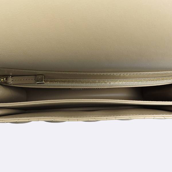 Dior(ũ����î���) M0997ONGE ��Ŷ ��� ����Ų �̽���� ž �ڵ� ũ�ν��� [��������] �̹���6 - ���̺��� �߰���ǰ