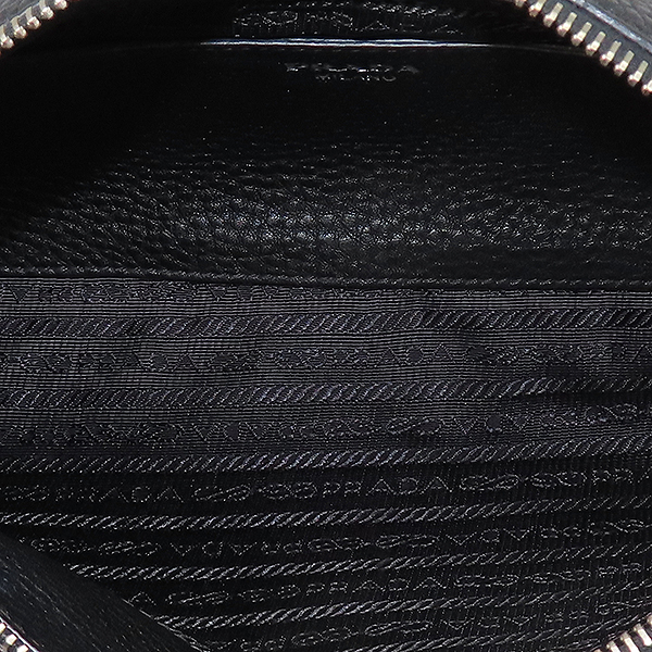 Prada(�����) 1BH997 VIT.DAINO(���ڷδ��̳�) ���� �÷� �ﰢ �ΰ� Ŭ��ġ �� ũ�ν��� [��������] �̹���7 - ���̺��� �߰���ǰ