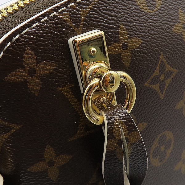 Louis Vuitton(���̺���) M40596 ���׷� ĵ���� ȭ��Ʈ Ʈ���� LOCKIT ��Ŷ ���� �극�̽��� Ŭ��ġ [��������] �̹���4 - ���̺��� �߰���ǰ