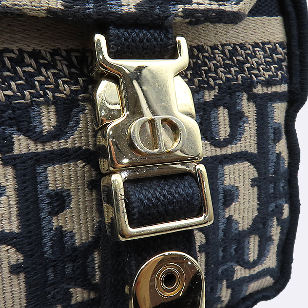 Dior(ũ����î���) M1241ORIW_M928 ������ũ ķ�� ���� ũ�ν��� [�λ꼾�Һ���] �̹���5 - ���̺��� �߰���ǰ