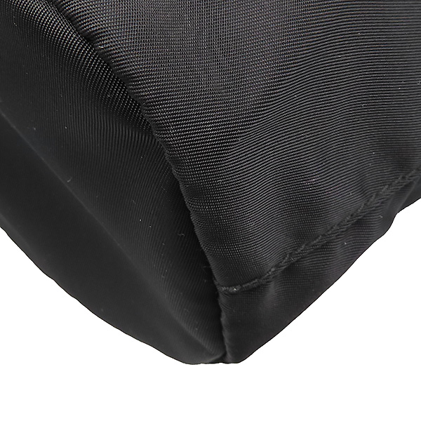 Prada(�����) 1NA369 ���� �÷� �к긯 �ﰢ �ΰ� ��� �����Ϸ� ��Ŷ �Ŀ�ġ�� [�б�����] �̹���3 - ���̺��� �߰���ǰ