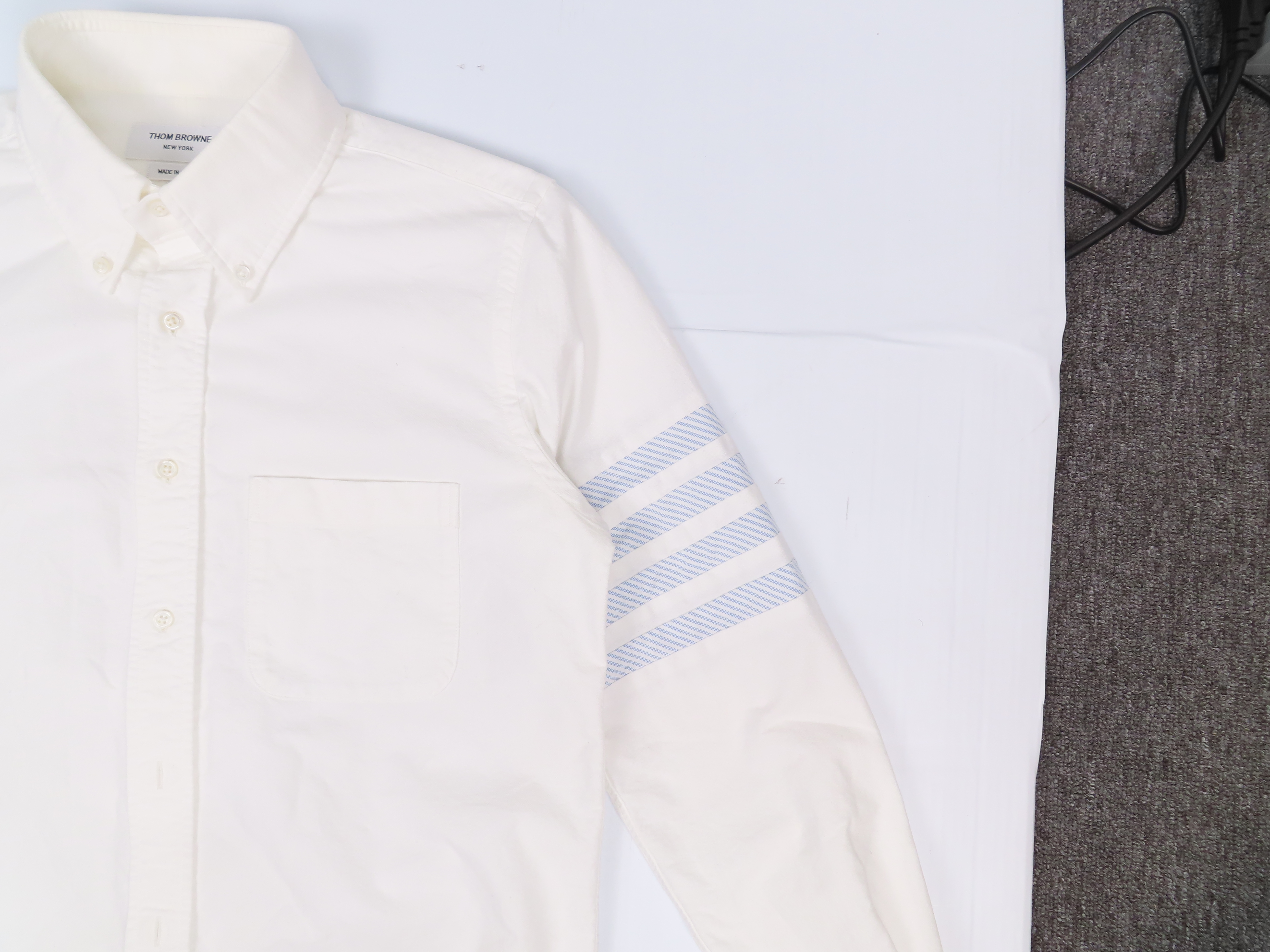 THOM BROWNE(�����) MWL374A ȭ��Ʈ �缱 ���� ��Ʈ����Ʈ ���� - 2������ [�����νż�����] �̹���3 - ���̺��� �߰���ǰ