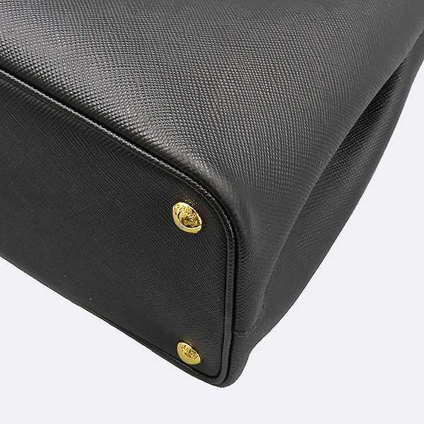 Prada(�����) 1BG775 ���� ���ǾƳ� �ﰢ �ΰ� �κ��� ��Ʈ�� + �����Ʈ�� 2WAY [���ε�������] �̹���5 - ���̺��� �߰���ǰ