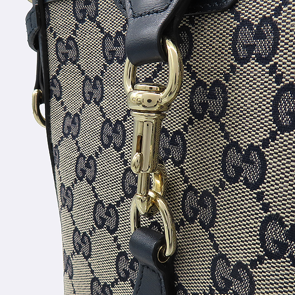 Gucci(����) 782919 GG �ΰ� �ڰ��� �̴� ��Ŷ ũ�ν��� [��������] �̹���4 - ���̺��� �߰���ǰ