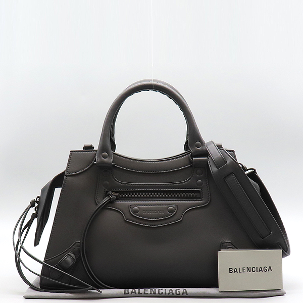 �߷��þư� �׿� Ŭ���� ���� ��Ƽ�� 