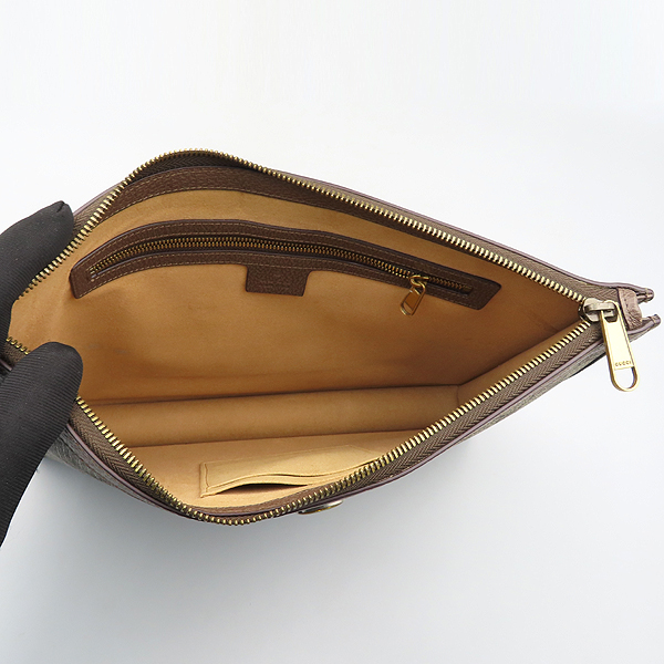 Gucci(����) 523359 GG�ΰ� PVC ������ ��Ʈ������ ���ǵ�� Ŭ��ġ [õ�Ƚż�����] �̹���7 - ���̺��� �߰���ǰ