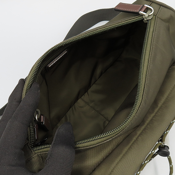 Prada(�����) 2VH192 ī���ö��� �׸� ���ǵ�� �����Ϸ� �� ���� ����� �� ũ�ν��� [�ϳ��̻���] �̹���7 - ���̺��� �߰���ǰ