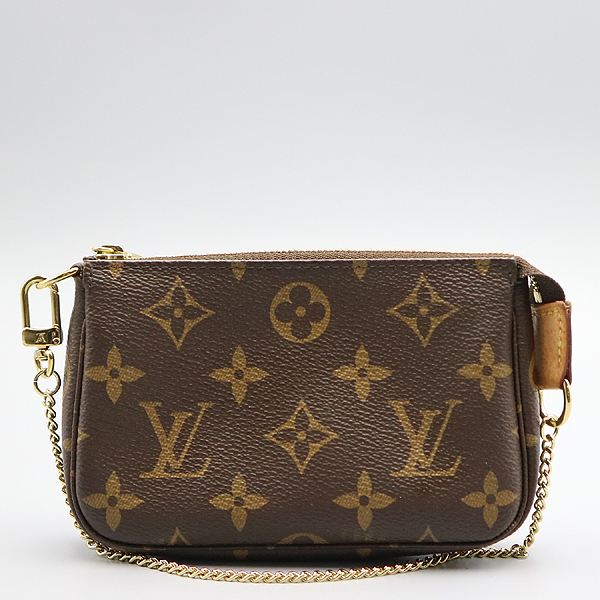 ���̺��� �̴� ����Ʈ �Ǽ����� 