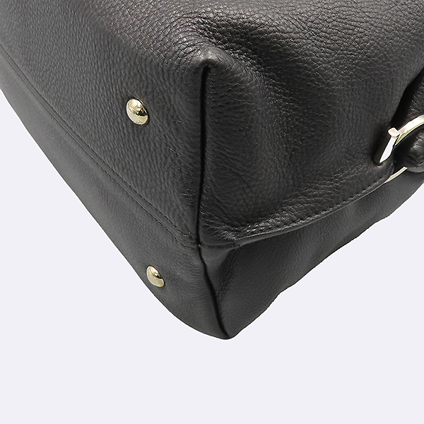 Ferragamo(��󰡸�) 21 D304 ���� ���� ��ġ�� �� ��� �� ���� ��Ʈ�� [�����νż�����] �̹���4 - ���̺��� �߰���ǰ