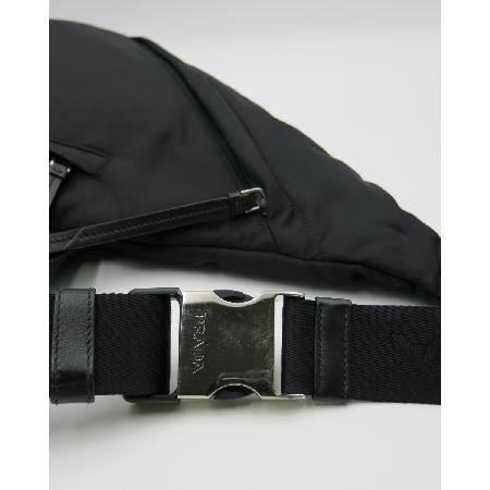 Prada(�����)���� �����Ϸ� �ﰢ�ΰ�  ������ �̹���4 - ���̺��� �߰���ǰ