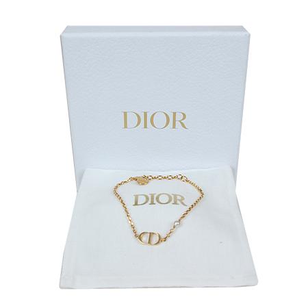 Dior(ũ����î���) B1310PTCRS ��� �ǴϽ� ��Ż & ȭ��Ʈ ���� ���� Petit CD ����(���ֻ���) �̹���2 - ���̺��� �߰���ǰ