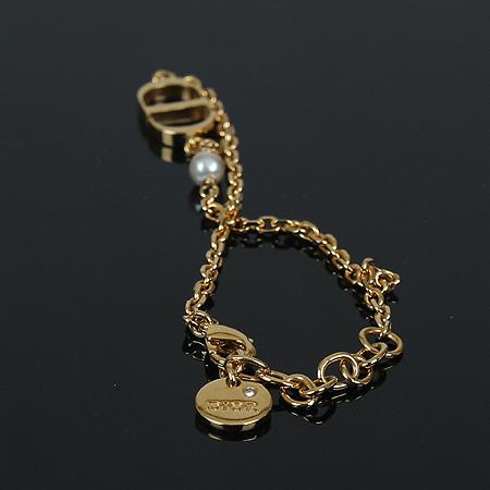 Dior(ũ����î���) B1310PTCRS ��� �ǴϽ� ��Ż & ȭ��Ʈ ���� ���� Petit CD ����(���ֻ���) �̹���5 - ���̺��� �߰���ǰ