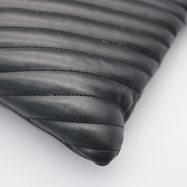 YSL(���ζ�) 440222 ���� ����� ���� ��Ʋ�� YSL ���׷� Ŭ��ġ [�뱸�߾ӷο���] �̹���5 - ���̺��� �߰���ǰ