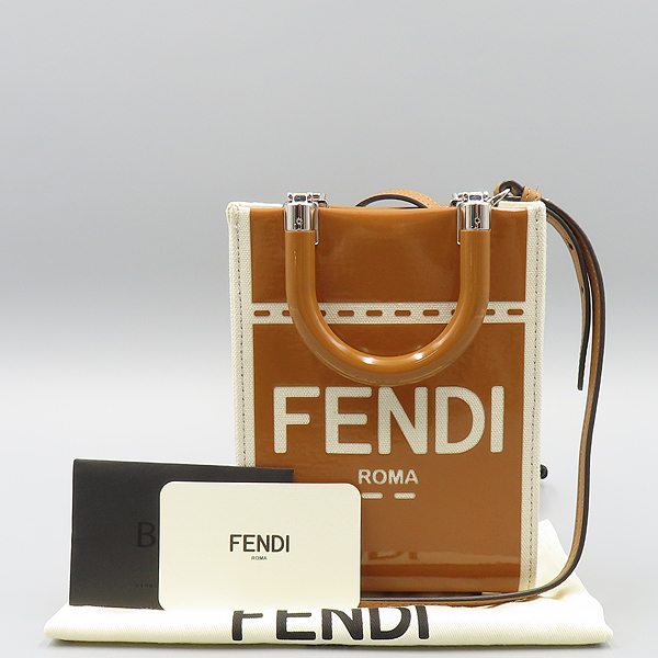 Fendi(���) 8BS051 ���� ���̴�Ʈ ĵ���� ������ ���� �̴� ��Ʈ�� + ũ�ν� ��Ʈ�� [�ϳ��̻���]