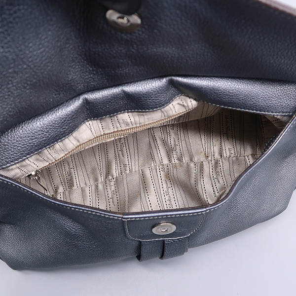 Ferragamo(��󰡸�) 21 B643 �׷��� ���� ���� ��ġ�� ����� [����������] �̹���4 - ���̺��� �߰���ǰ