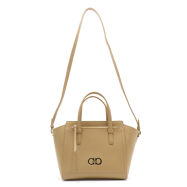 Ferragamo(��󰡸�) 21 4446 ī�� ���� ���� ���� ��ġ�� ��Ʈ�� + ��� ��Ʈ�� 2WAY [��õ��] �̹���4 - ���̺��� �߰���ǰ