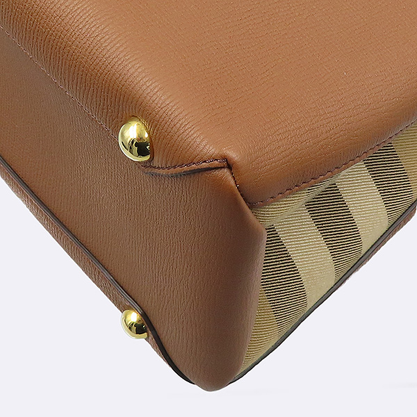 Burberry(������)  4023695 �̵�� ��� ���� ���� ��Ʈ�� + �����Ʈ�� 2WAY [��������] �̹���5 - ���̺��� �߰���ǰ