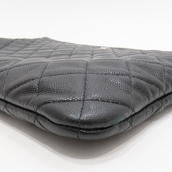 Chanel(����) A82552 ���� ĳ��� ��Ų Ŭ���� ���� CC �ΰ� ���� Ŭ��ġ [��õ��] �̹���5 - ���̺��� �߰���ǰ