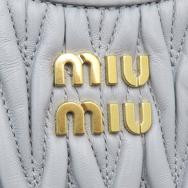 MiuMiu(�̿�̿�) 5BH211 ��ī�� ���� ���� ���� �ΰ� ��Ʈ��� ����� + ũ�ν� ��Ʈ�� 2WAY [�д�������] �̹���4 - ���̺��� �߰���ǰ