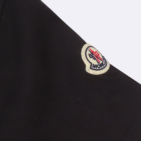 MONCLER(��Ŭ����) J10938C73200 MAGLIA MANICA CORTA ���� �÷� �� 100% �ΰ� ������ ���� Ƽ  - L ������ [��������] �̹���3 - ���̺��� �߰���ǰ