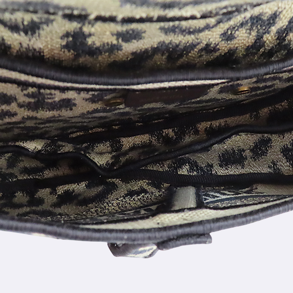 Dior(ũ����î���) M0446CRHM_M918 Mizza �ڼ� ������ ���� ����� [�λ꼾�Һ���] �̹���5 - ���̺��� �߰���ǰ