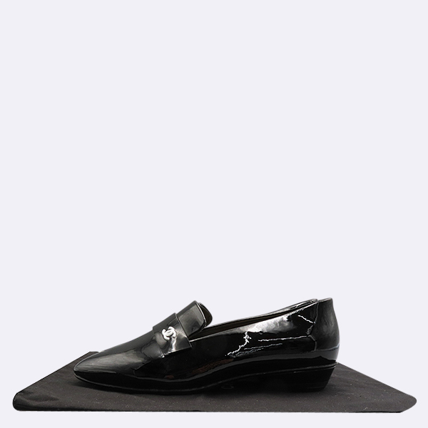 ���� ���̴�Ʈ ȭ��Ʈ COCO �ΰ� ������ ���� 