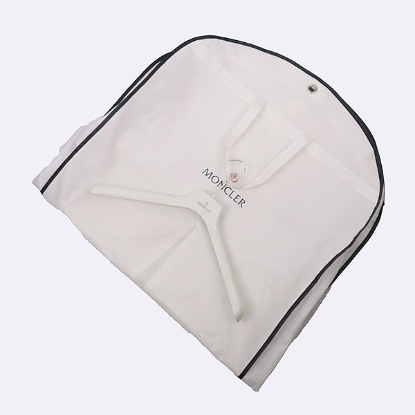 MONCLER(��Ŭ����) CLUNY Ŭ��� ���� �÷� ������ �е� - 5������ [��������] �̹���7 - ���̺��� �߰���ǰ