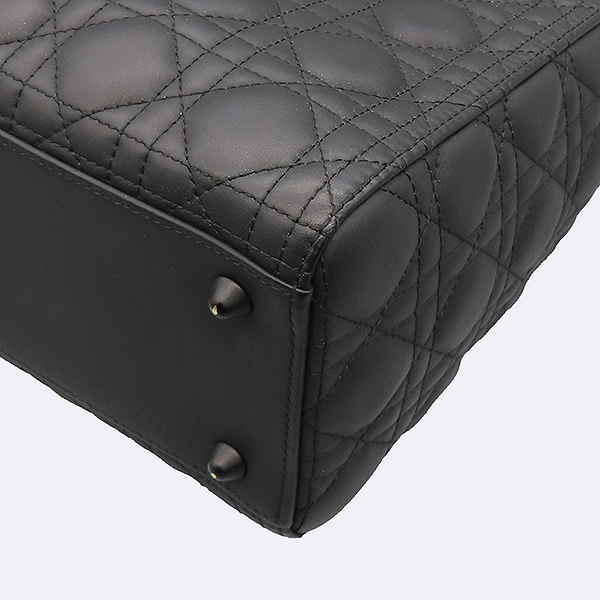 Dior(ũ����î���) M0566SLOI M989 ��Ʈ ���� ���� LADY DIOR (���̵� ���) ���� ��Ʈ�� + �����Ʈ�� 2WAY [��������] �̹���6 - ���̺��� �߰���ǰ