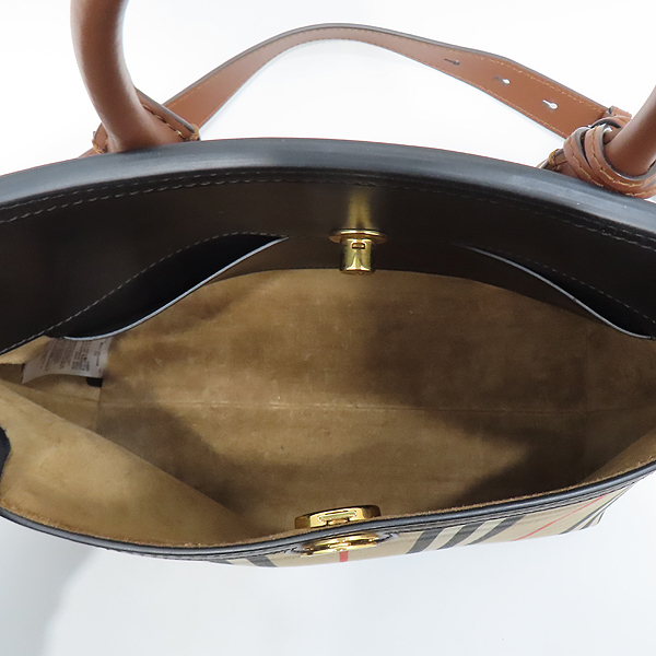 Burberry(������) 80231241 ���� �÷� ���� ��Ƽ�� üũ �һ��̾�Ƽ ���� ž �ڵ� ��Ʈ�� + �����Ʈ�� 2WAY [��õ��] �̹���7 - ���̺��� �߰���ǰ