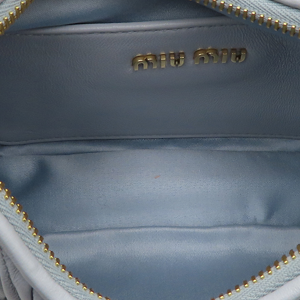 MiuMiu(�̿�̿�) 5BH211 ��ī�� ���� ���� ���� �ΰ� ��Ʈ��� ����� + ũ�ν� ��Ʈ�� 2WAY [�д�������] �̹���6 - ���̺��� �߰���ǰ