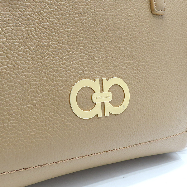 Ferragamo(��󰡸�) 21 4446 ī�� ���� ���� ���� ��ġ�� ��Ʈ�� + ��� ��Ʈ�� 2WAY [��õ��] �̹���5 - ���̺��� �߰���ǰ