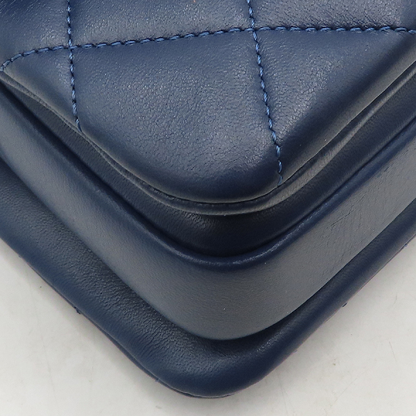 Chanel(����) A92236 ����Ų ���̹� �÷� ���� ��Ʋ�� ����Ż Ʈ���� CC ���� ��Ʈ�� + ü�ν�Ʈ�� 2WAY [�д�������] �̹���5 - ���̺��� �߰���ǰ